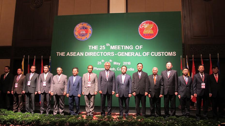 khai mac hoi nghi tong cuc truong hai quan asean lan thu 25