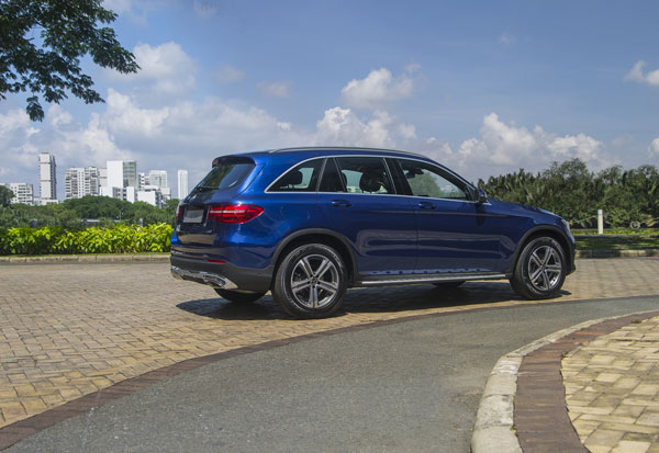 mercedes glc 200 chinh thuc xuat hien voi gia 1684 ty dong