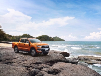 Ford tung clip về Ranger Wildtrak 2015