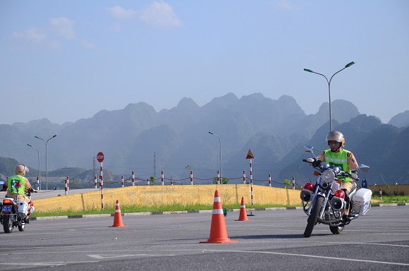 hvn no luc het minh vi mot xa hoi giao thong an toan