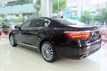 Xe sedan hạng sang của Kia có mặt tại Việt Nam