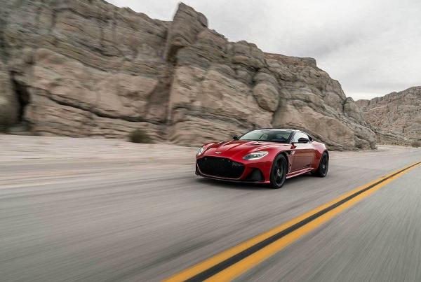 ra mat sieu xe aston martin dbs superleggera ke nhiem vanquish s