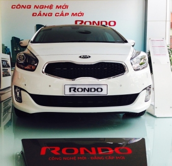 Kia Rondo được giảm giá