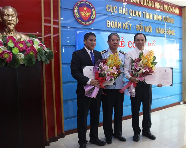 binh duong trao quyet dinh cong nhan uu tien cho 2 doanh nghiep