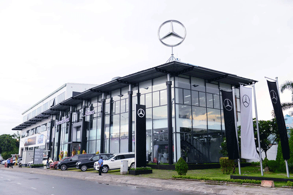 mercedes benz viet nam nang cap dai ly haxaco vo van kiet