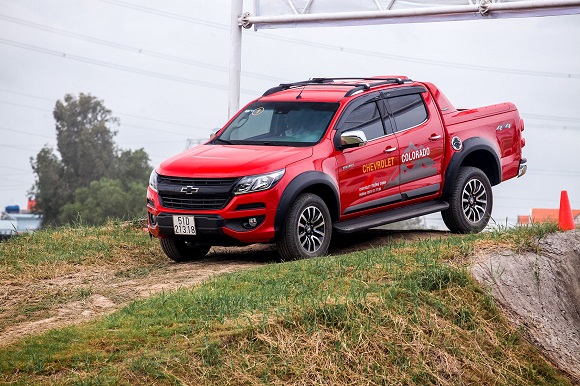 co hoi thu thach xe ban tai chevrolet colorado