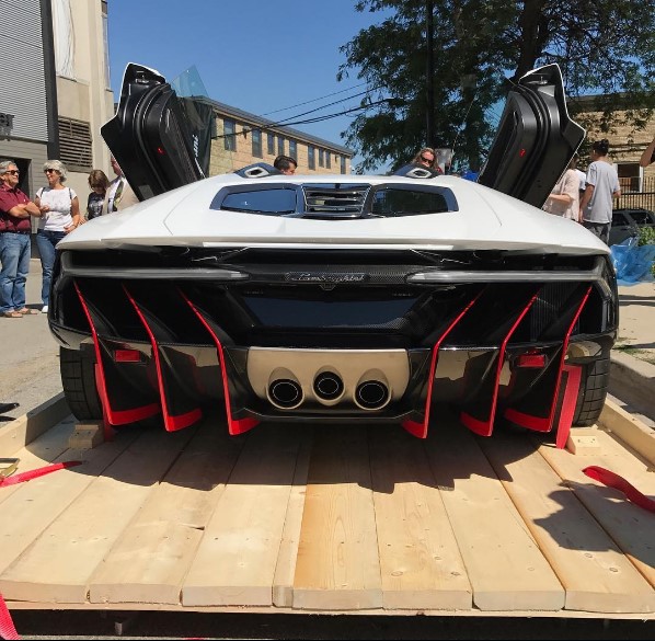 lamborghini centenario mui tran 2 trieu usd thu 2 tai my