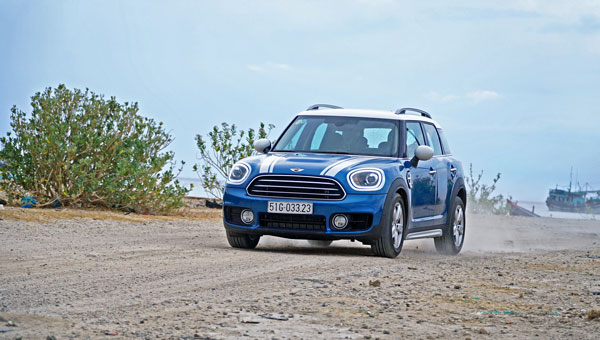 thaco uu dai 50 phi truoc ba cho mini countryman the he moi