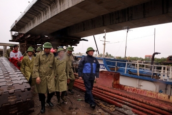 Phó Thủ tướng Vương Đình Huệ kiểm tra, đôn đốc công tác phòng chống cơn bão số 3