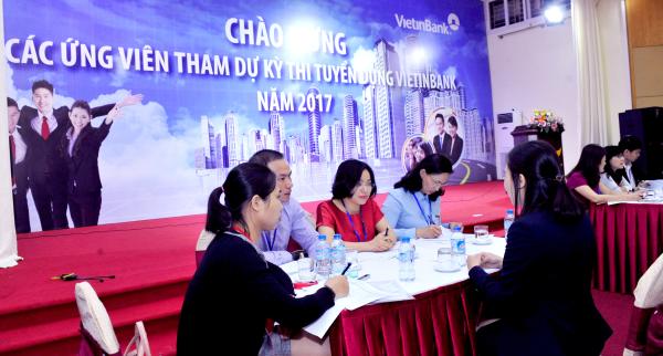 vietinbank bo sung chi tieu va gia han dot tuyen dung thang 8