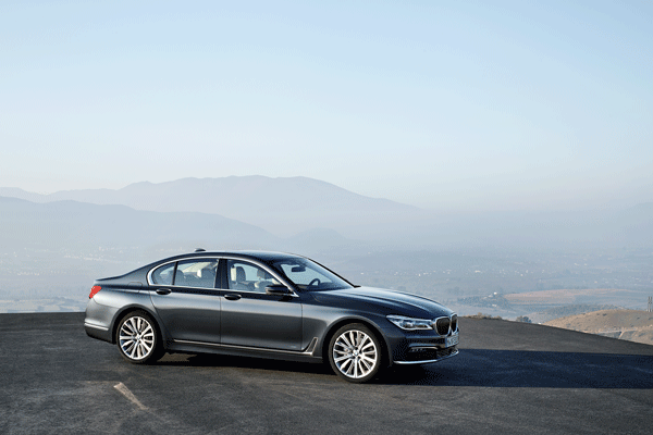 bmw 7 series sap tro lai viet nam