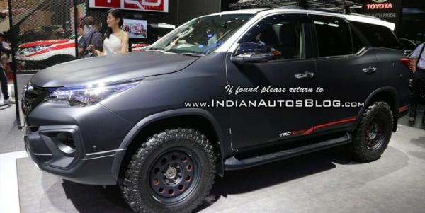 ngam toyota fortuner phien ban trd voi ngoai that hai tong mau la mat