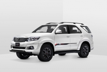 Fortuner TRD Sportivo 2015 có mặt tại Việt Nam