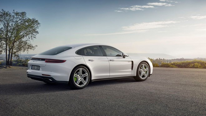 porsche trinh lang porsche panamera 4 e hybrid sieu tiet kiem