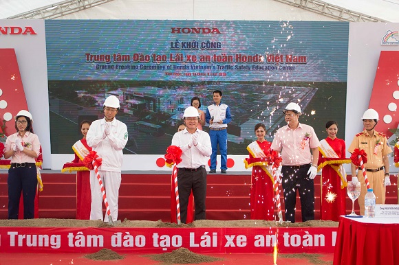 honda viet nam khoi cong trung tam lai xe an toan moi