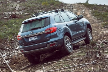 Chuyên gia nước ngoài đánh giá xe Ford Everest 2019