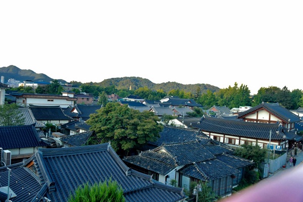 quyen ru lang co hanok