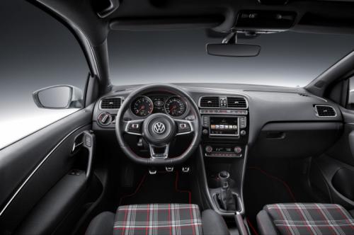 volkswagen polo gti 2015 ra mat tai paris voi dong co moi