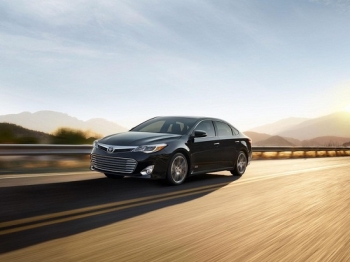 Toyota ra mắt phiên bản đặc biệt của chiếc Avalon