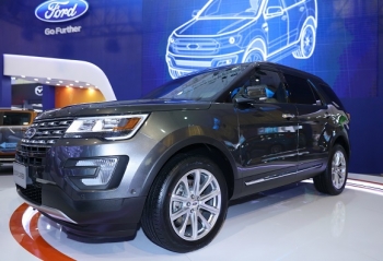 Ford Explorer giá 2,18 tỷ