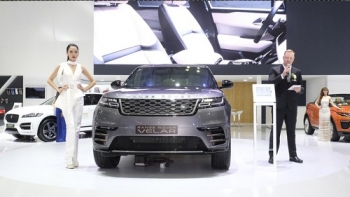 Giá ngót 5 tỷ đồng, Range Rover Velar có gì?