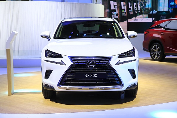 trai nghiem phong cach song dang cap va cong nghe tien phong lexus hybrid tai vms 2018