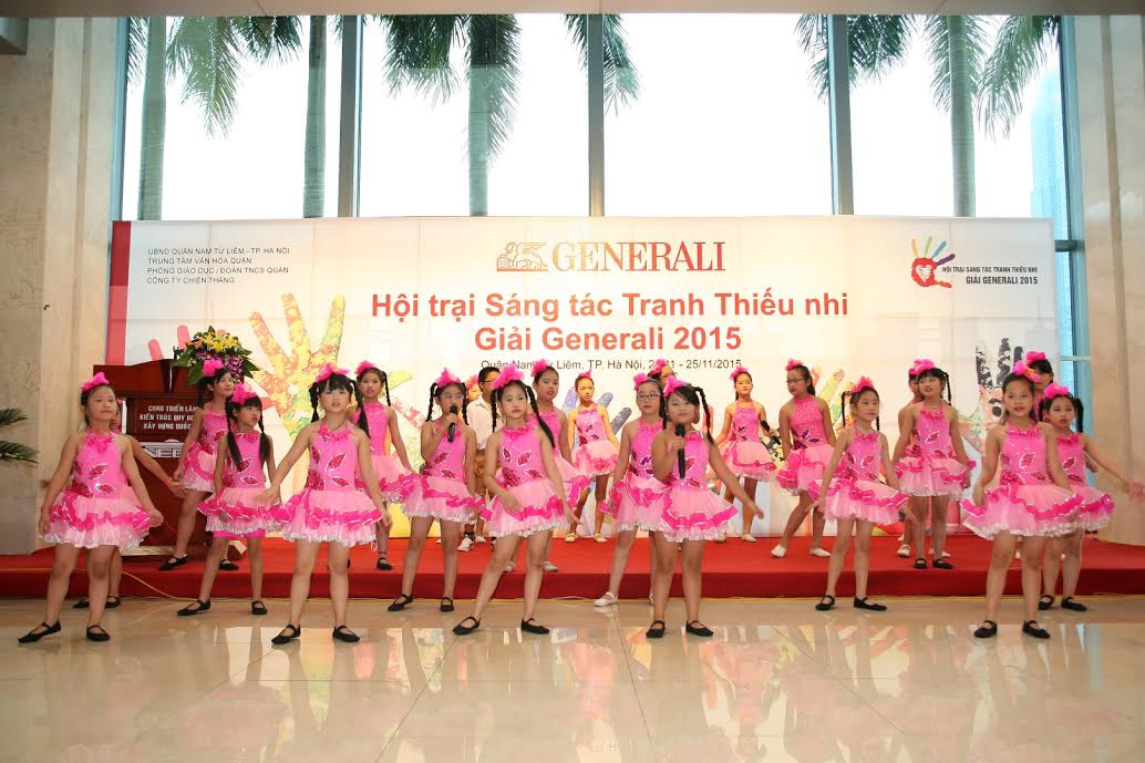 hoi trai sang tac tranh thieu nhi giai generali 2015