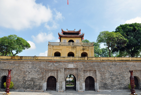 hoang thanh thang long van kho hut khach du lich