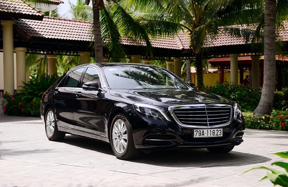 mercedes benz s class tiep tuc dong hanh cung he thong vinpearl