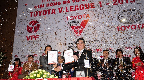 toyota viet nam nha tai tro chinh cho v league 2015