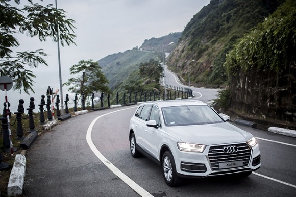 audi q7 20l gia tu 3 ty dong