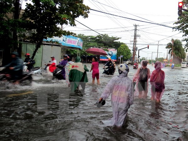 canh bao lu lon keo dai ngap lut sau nhieu tinh mien trung