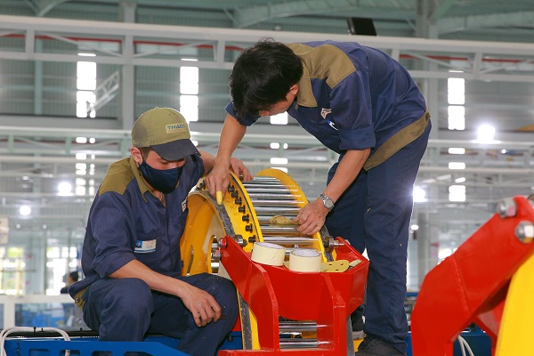 tham nha may san xuat xe bus hien dai nhat dong nam a