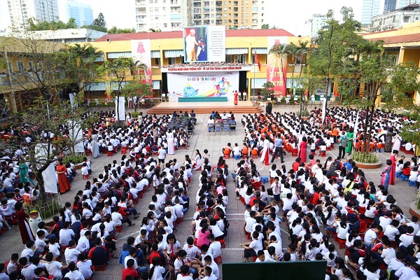 tmv phat dong thi ve tranh quoc te toyota chiec o to mo uoc lan thu 8