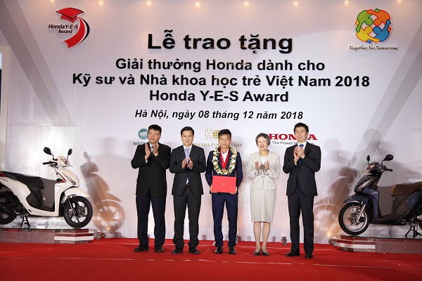 honda viet nam trao tang giai thuong honda y e s lan thu 13