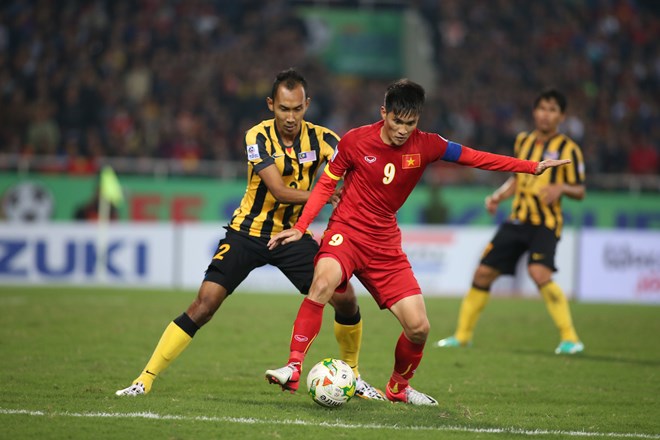 nhin lai 4 tran quotkinh dienquot giua viet nam va malaysia tai aff cup