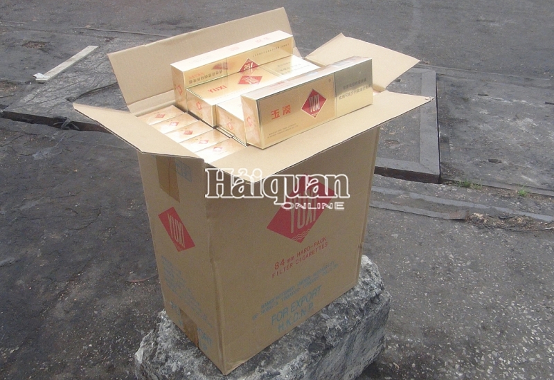 hinh anh moi nhat vu hon 3 trieu bao thuoc la lau phai dung 6 container chua hang vi pham