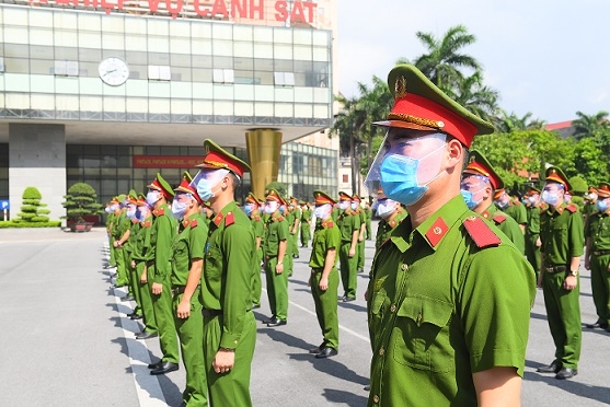 Thêm 400 cán bộ chiến sỹ Công an tăng cường về tâm dịch