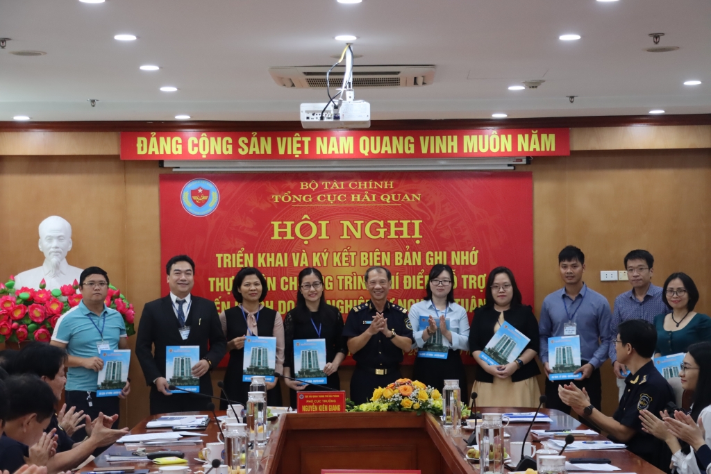 Hải quan Hải Phòng: Thêm 9 doanh nghiệp tham gia Chương trình tự nguyện tuân thủ