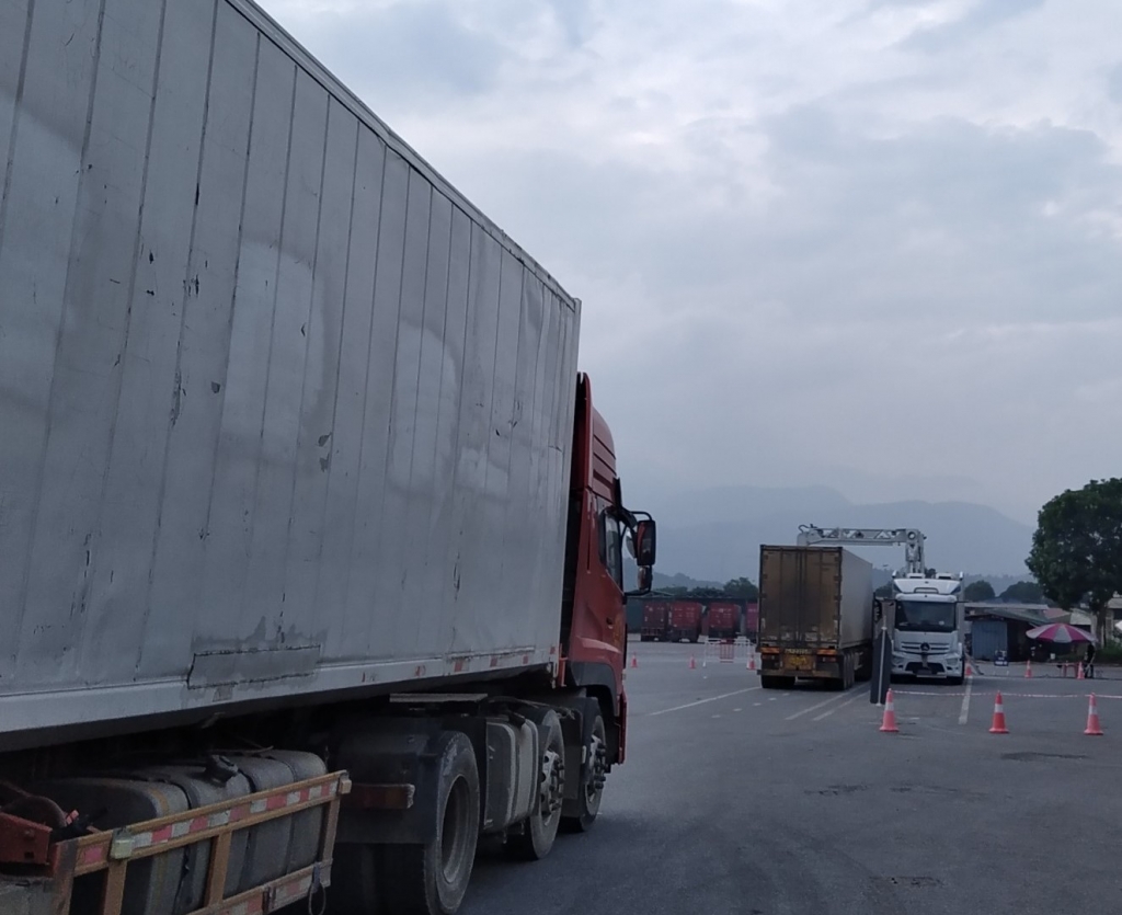 Hải quan Lào Cai đưa vào hoạt động máy soi container đầu tiên