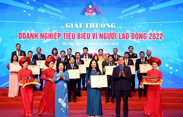 Tập đoàn BRG lần thứ 3 liên tiếp nhận giải thưởng “Doanh nghiệp tiêu biểu vì người lao động”