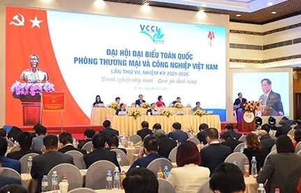 Thủ tướng: Doanh nghiệp chung sức, Việt Nam sẽ nhanh chóng trở lại quỹ đạo phát triển mới