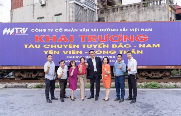 TRV khai trương tàu chuyên tuyến Bắc – Nam, mở ra trang mới cho ngành vận tải đường sắt