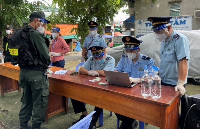 Chính phủ ban hành quy định tạm thời về thích ứng an toàn, kiểm soát hiệu quả dịch bệnh