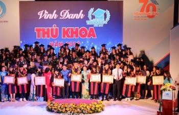 TPHCM vinh danh 66 thủ khoa xuất sắc