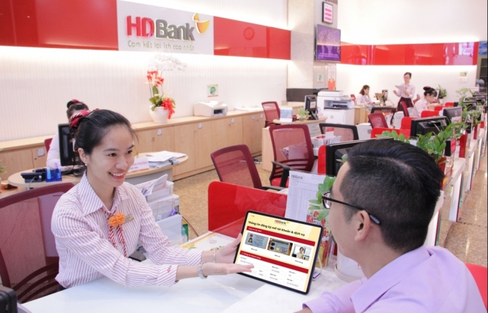 Đổi mới toàn diện, HDBank báo lãi 8.070 tỷ tăng 39%