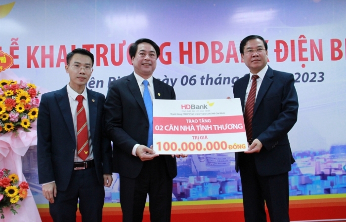 Đến vùng đất hoa ban, HDBank phục vụ tài chính hơn nửa triệu người dân Điện Biên