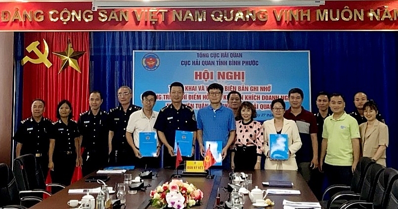 Hải quan Bình Phước thí điểm hỗ trợ, khuyến khích tự nguyện tuân thủ pháp luật Hải quan với 5 doanh nghiệp