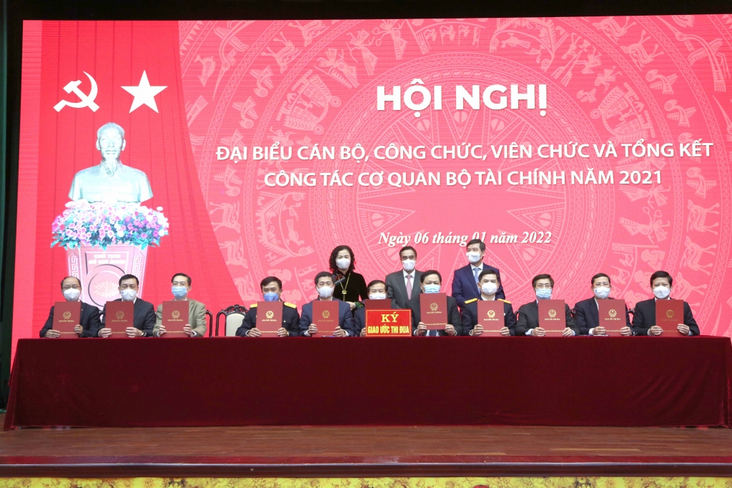 Bộ Tài chính phát động phong trào thi đua năm 2022