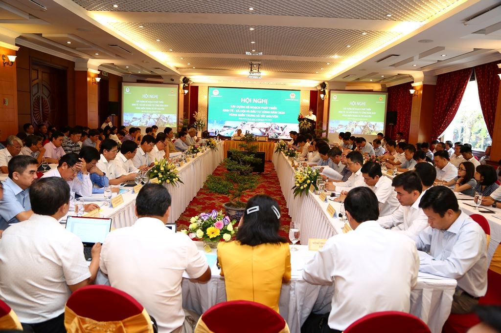 mien trung tay nguyen toc do tang truong cao so voi binh quan chung ca nuoc